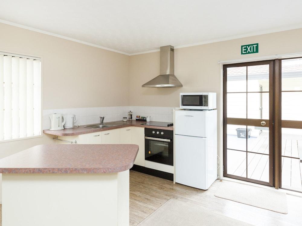 Kauri Court Motel Palmerston North Bagian luar foto