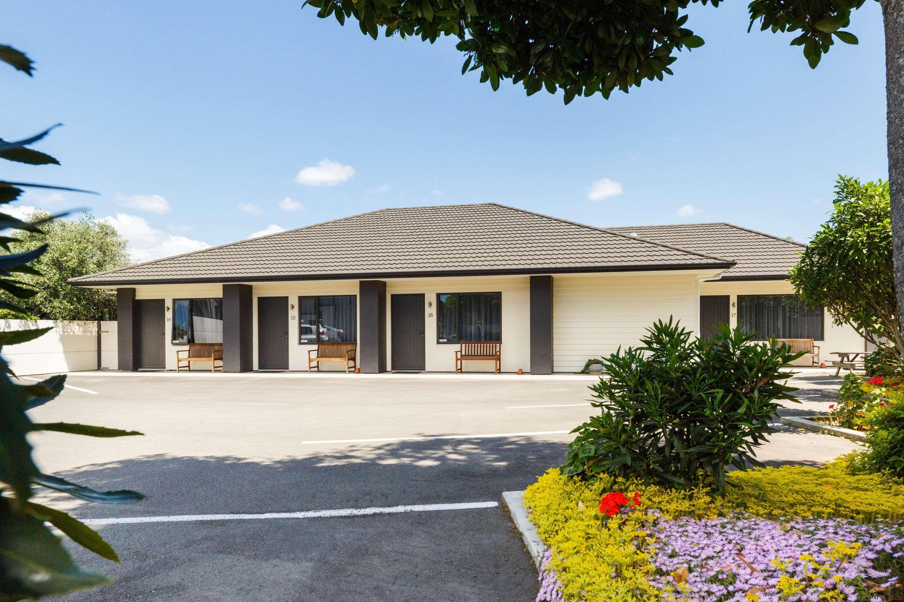 Kauri Court Motel Palmerston North Bagian luar foto