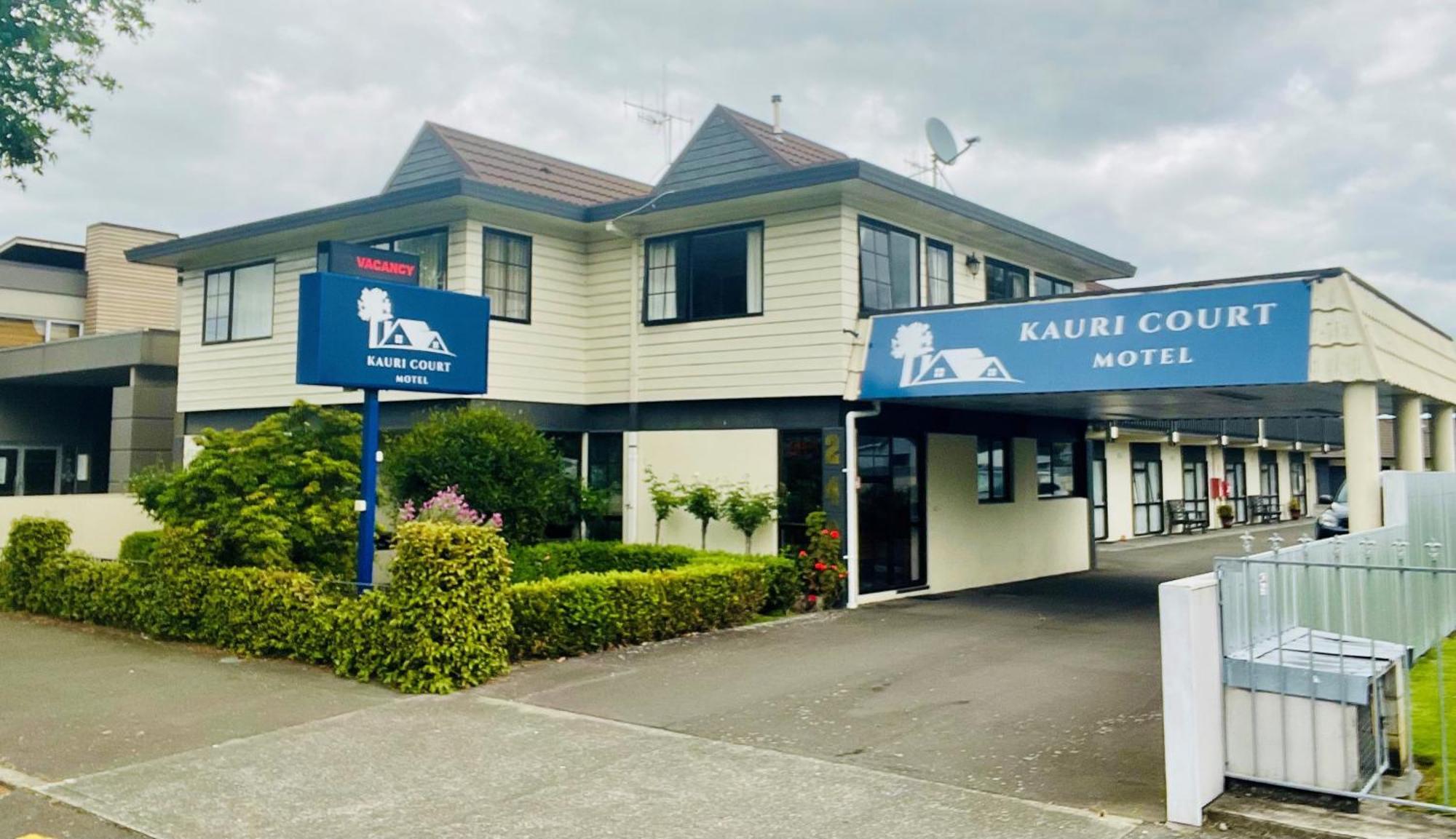 Kauri Court Motel Palmerston North Bagian luar foto