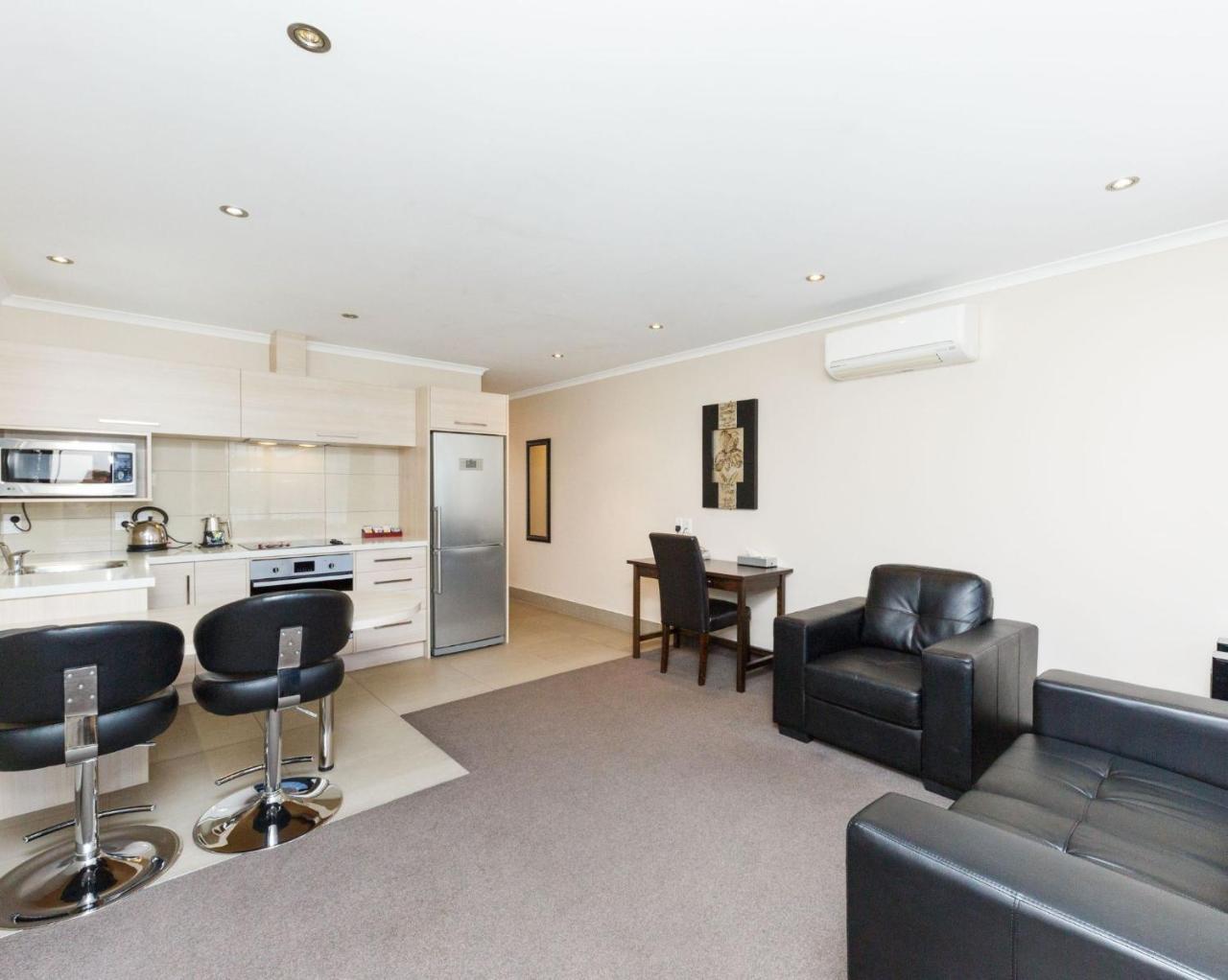 Kauri Court Motel Palmerston North Ruang foto